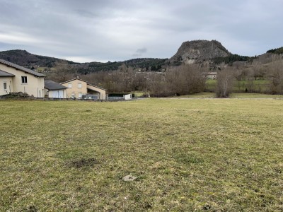 TERRAIN A VENDRE - ST JULIEN CHAPTEUIL - 824 m2 - 54900€