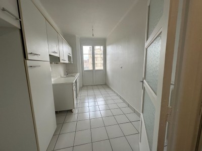 APPARTEMENT T1 - ST ETIENNE FACULTE   CENTRE DEUX - 43.63 m2 - VENDU