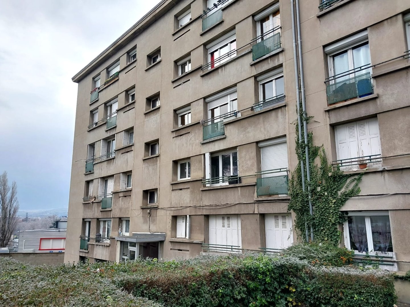 lot d appartements A VENDRE - ST ETIENNE MONTREYNAUD - 440 m2 - 340000€