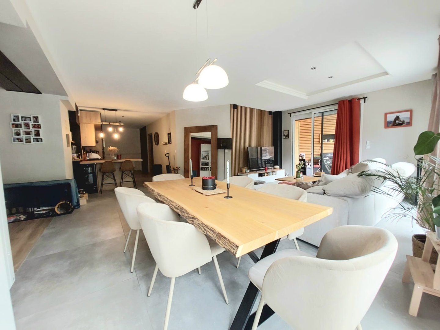 APPARTEMENT T3 A VENDRE - ST CHAMOND - 96 m2 - 219000€