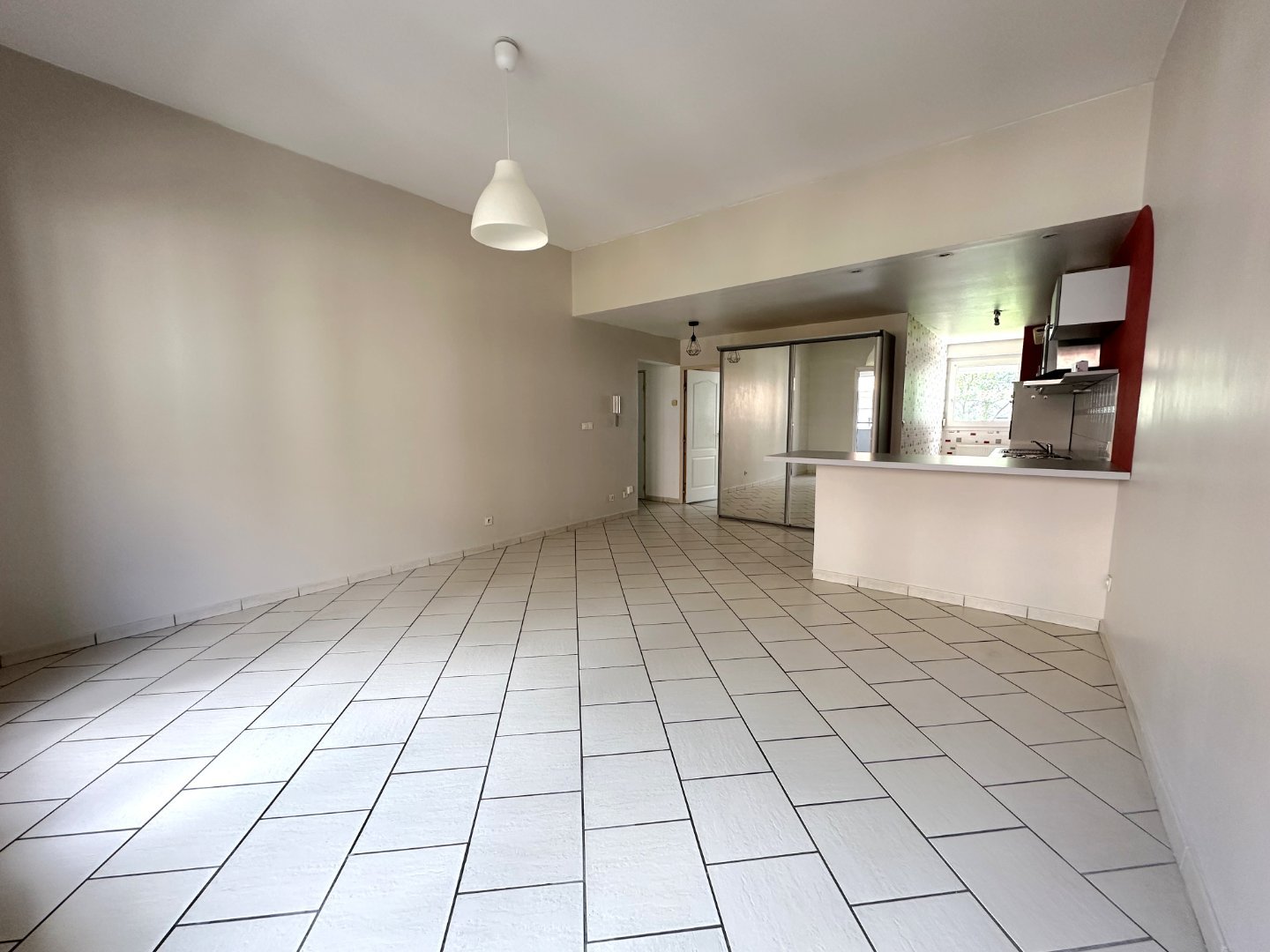 APPARTEMENT T3 A VENDRE - ST ETIENNE CENTRE VILLE - 66.62 m2 - 125000€