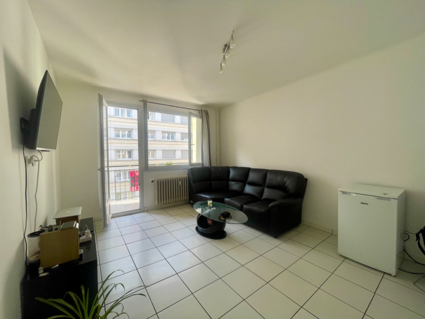 Appartement type 3 avec balcon secteur Bellevue A VENDRE - ST ETIENNE BELLEVUE - 68.49 m2 - 70000€