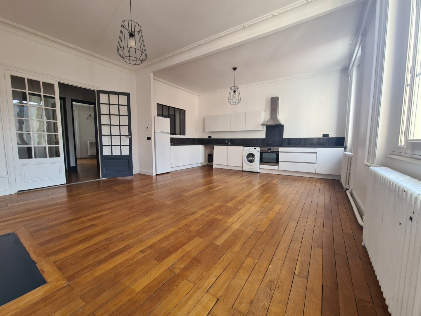 APPARTEMENT T4 A VENDRE - ST ETIENNE CENTRE VILLE - 110.16 m2 - 180000€