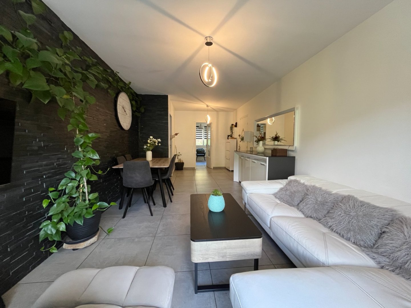 APPARTEMENT T4 A VENDRE - ST ETIENNE BELLEVUE - 96 m2 - 153000€