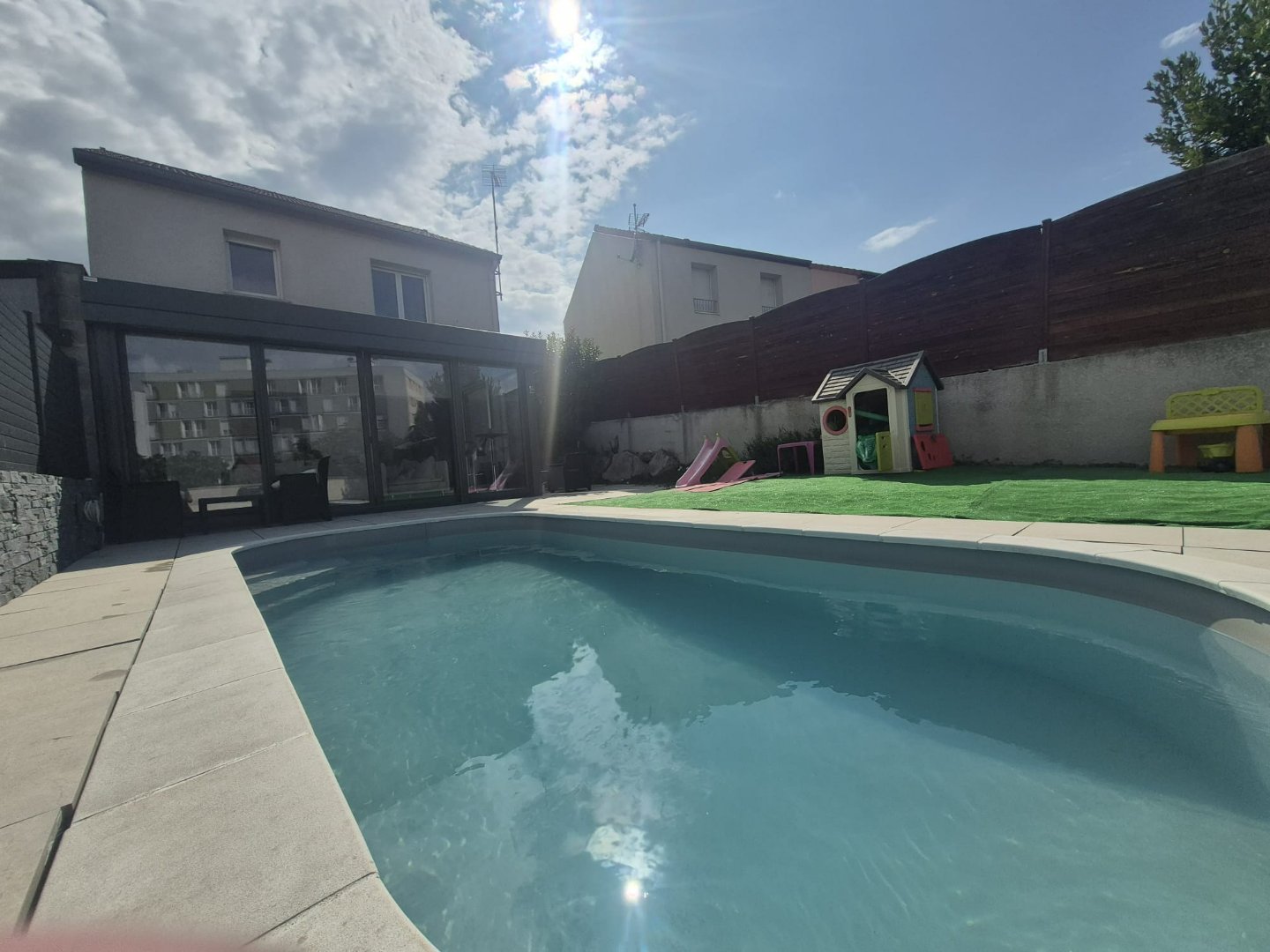 MAISON A VENDRE - ST ETIENNE MONTAUD - 100 m2 - 252000€