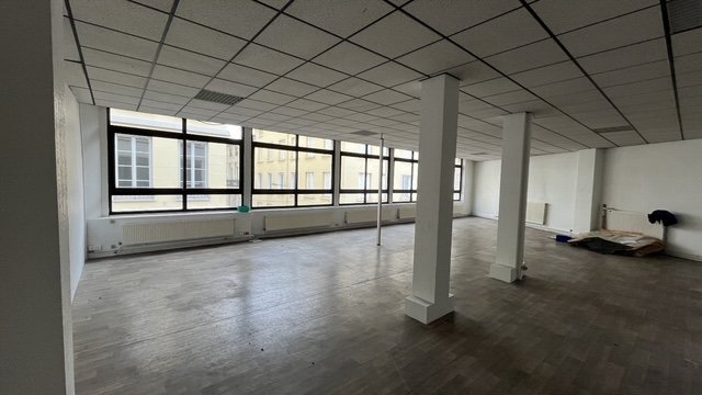 IMMEUBLE TERTIAIRE A VENDRE - ST ETIENNE CENTRE VILLE - 1529 m2 - 657600€ 