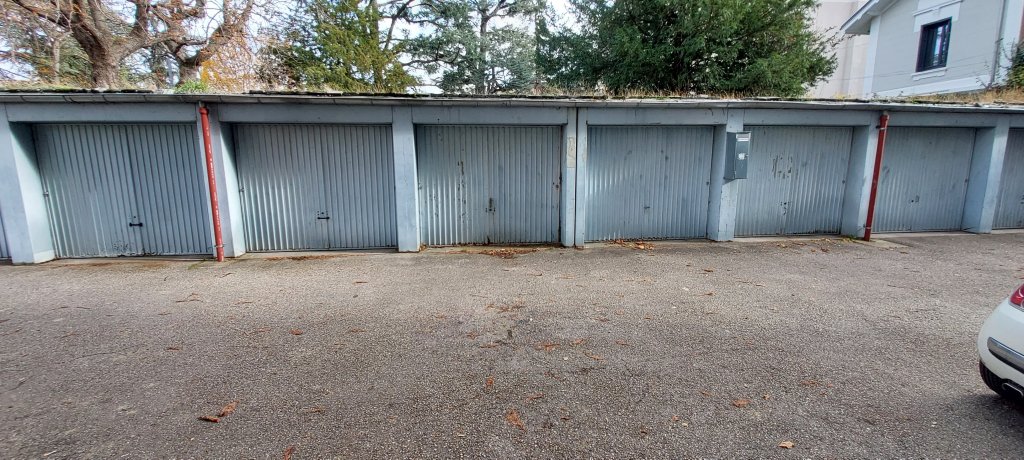 GARAGE A VENDRE - ST ETIENNE BELLEVUE - 11000€