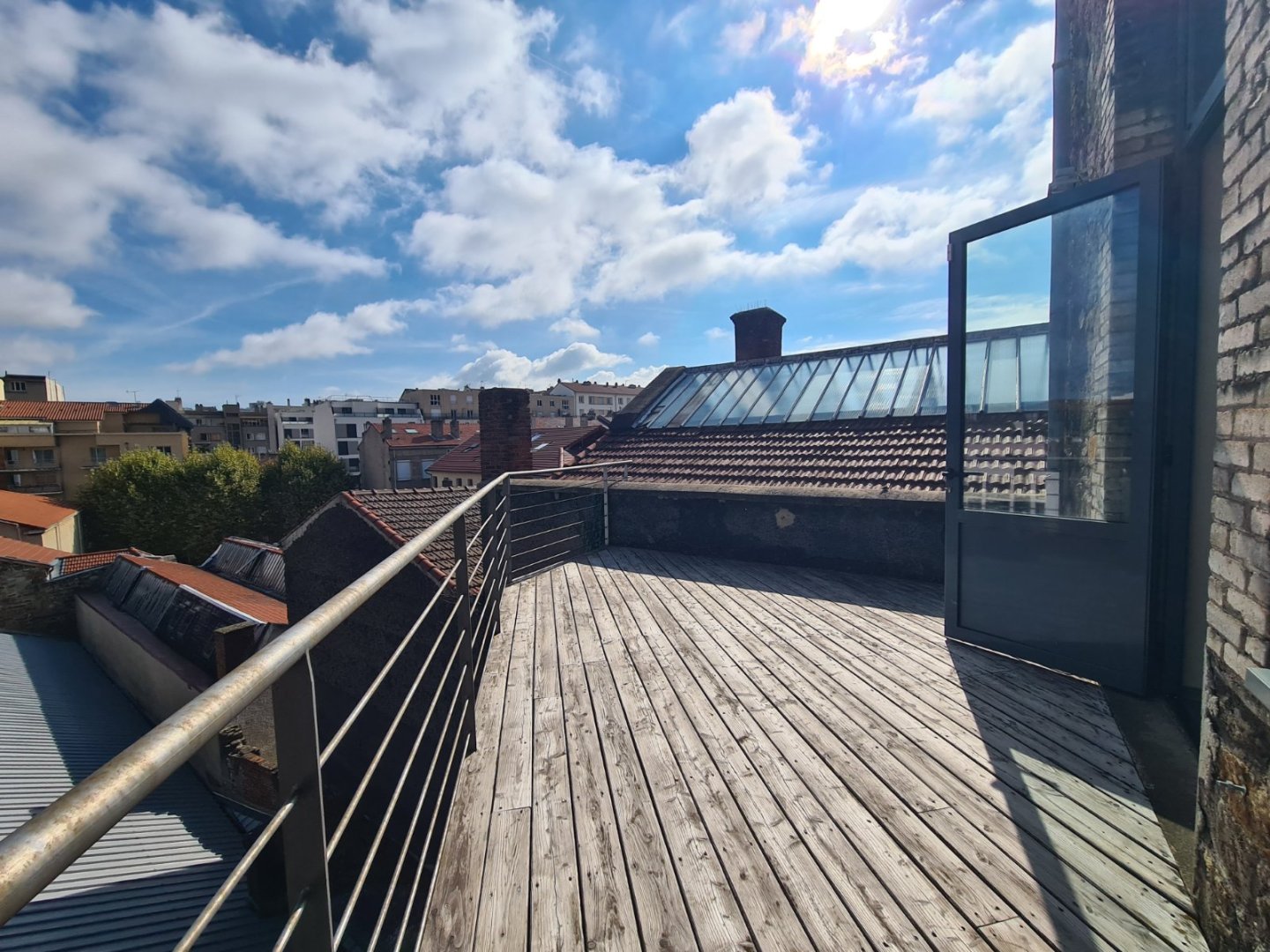 LOFT A VENDRE - ST ETIENNE FACULTE   CENTRE DEUX - 174.62 m2 - 230000€