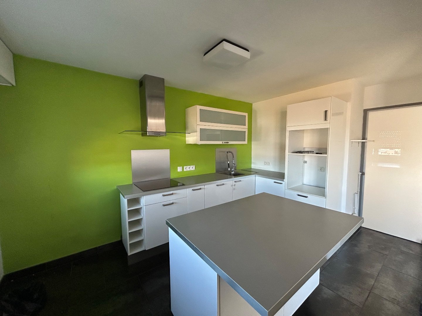 APPARTEMENT T3 A VENDRE - ST ETIENNE CHATEAUCREUX - 64 m2 - 105 000 €