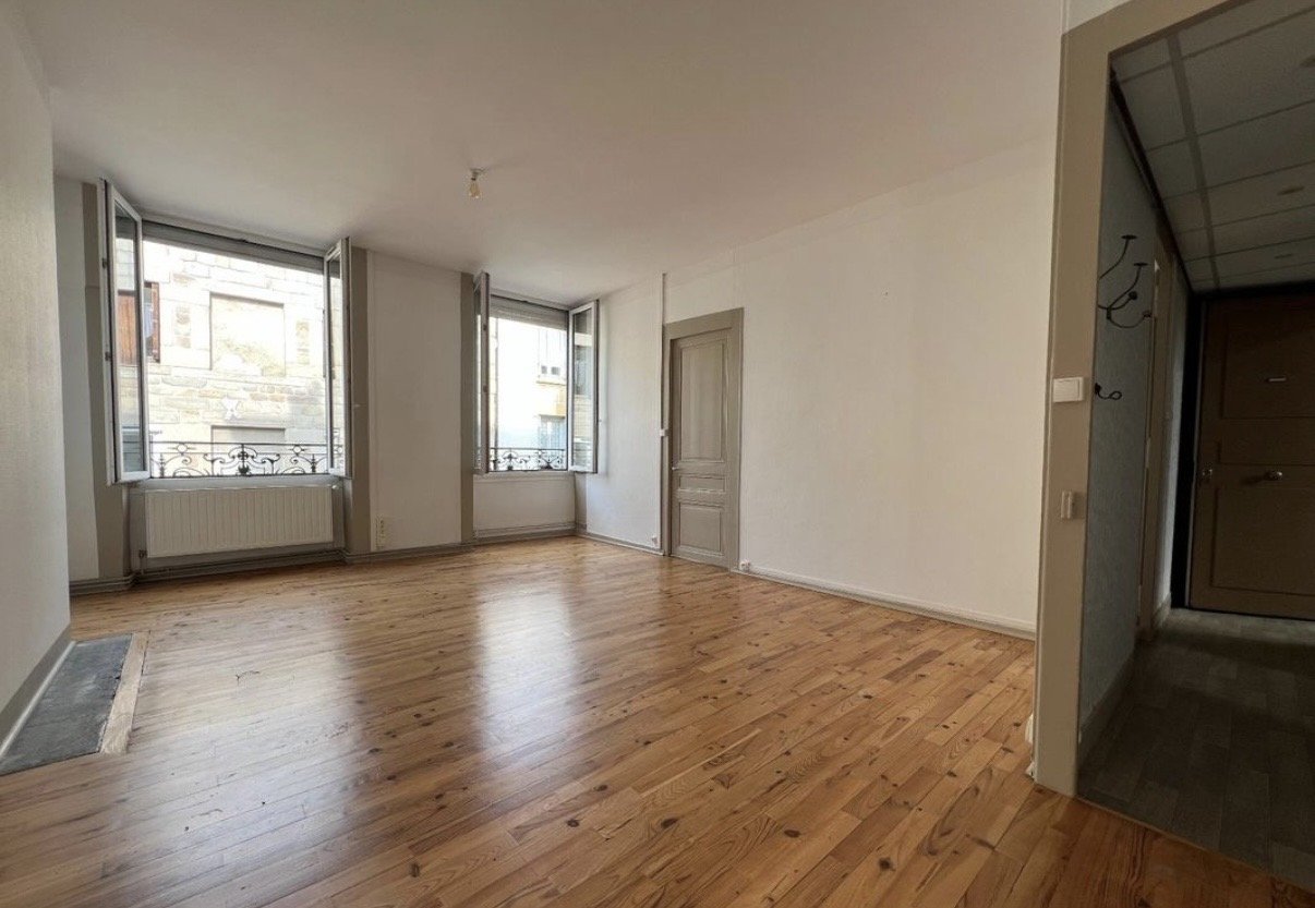 Appartement de type 3 Secteur Facults A VENDRE - ST ETIENNE FACULTE   CENTRE DEUX - 72.01 m2 - 69000€