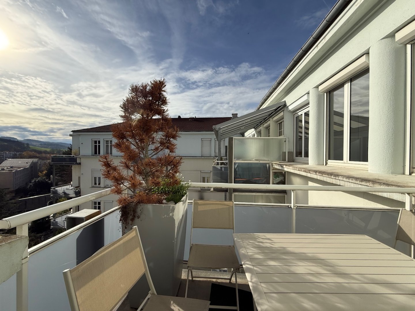 T2 entirement rnov + terrasse Secteur Jomayre A VENDRE - ST ETIENNE SOLAURE - 80.37 m2 - 117700€