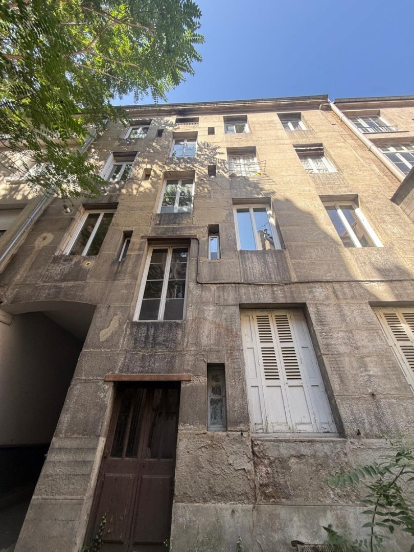 APPARTEMENT T2 A VENDRE - ST ETIENNE JACQUARD - 45 m2 - 35000€