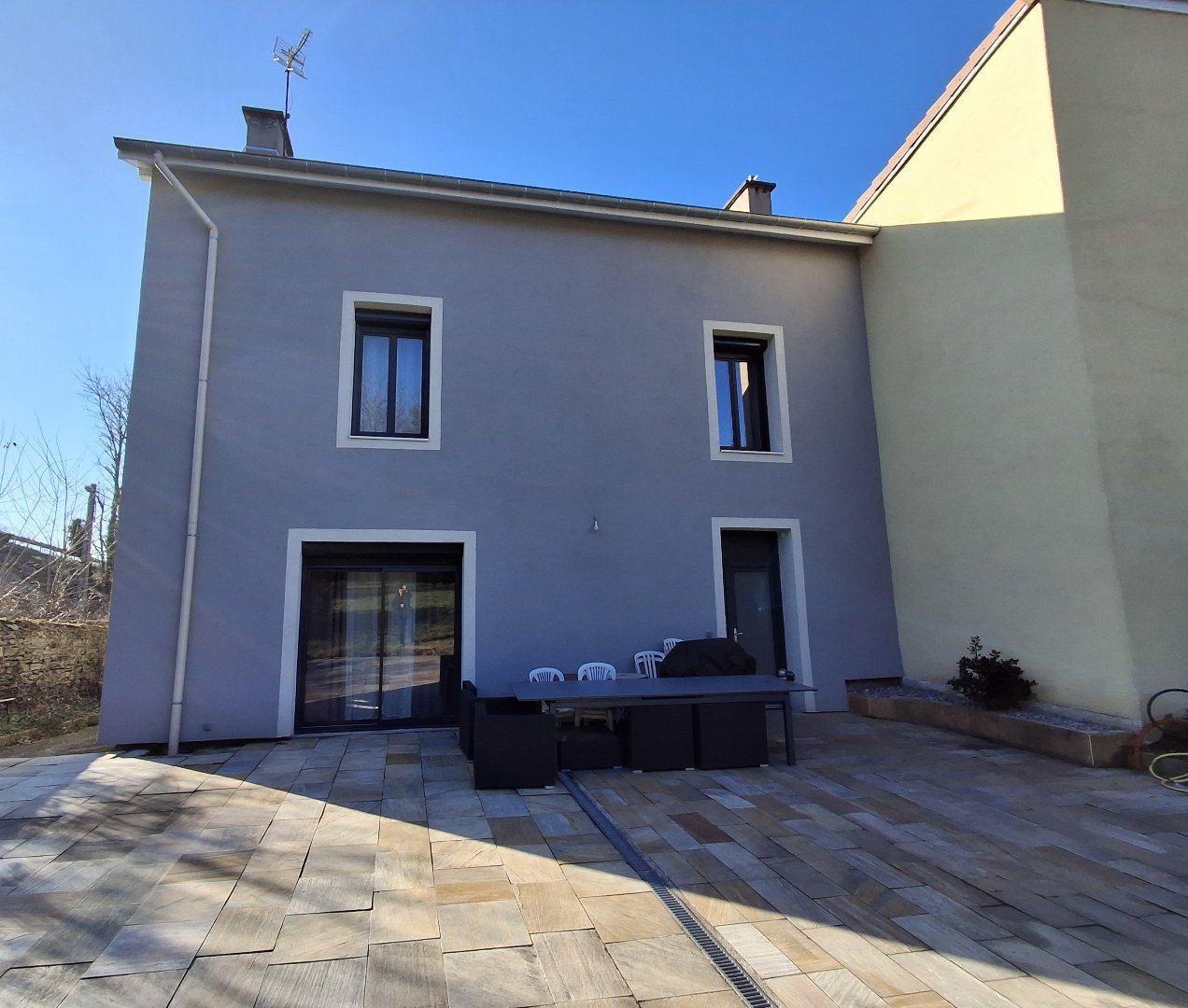 Maison familiale A VENDRE - LE CHAMBON FEUGEROLLES - 172 m2 - 250000€
