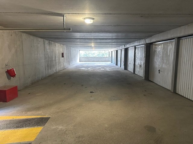 GARAGE A LOUER - ST ETIENNE BELLEVUE/JOMAYERE - 67�&euro; charges comprises par mois