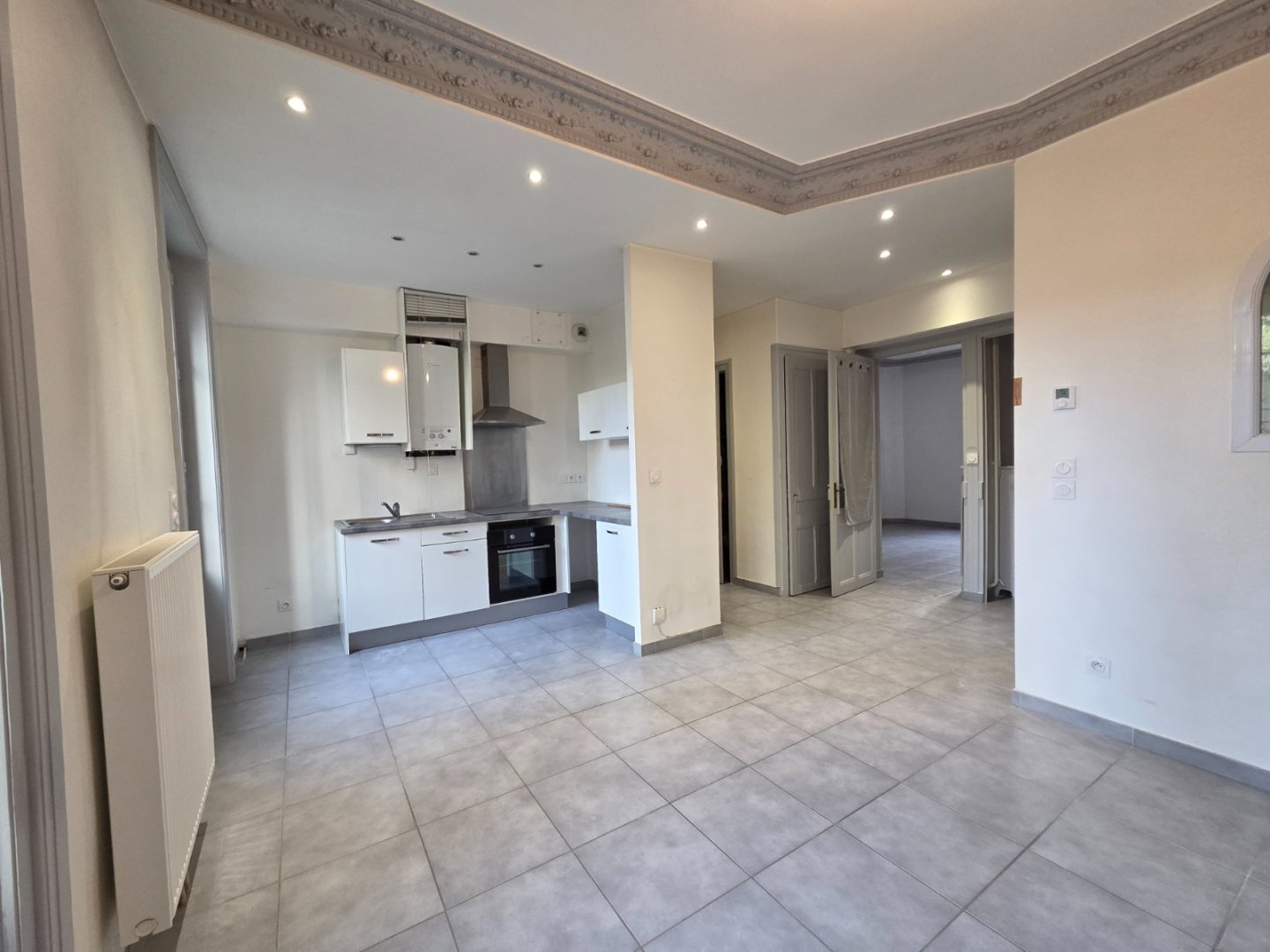 APPARTEMENT T3 A VENDRE - ST ETIENNE FACULTE   CENTRE DEUX - 53.92 m2 - 79�000�&euro;