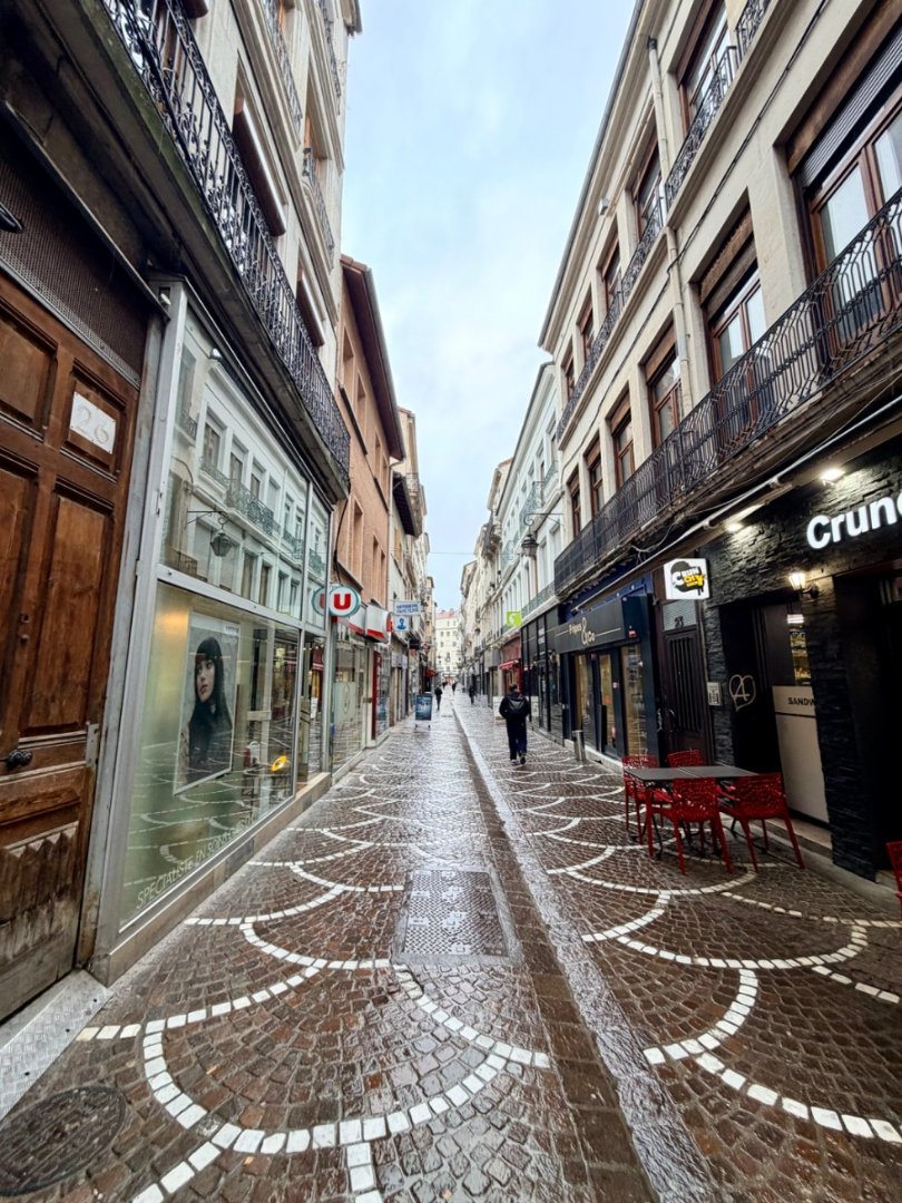 2 studios dans un seul lot de 62,82 m2 habitable A VENDRE - ST ETIENNE CENTRE VILLE - 62.82 m2 - 100�000�&euro;