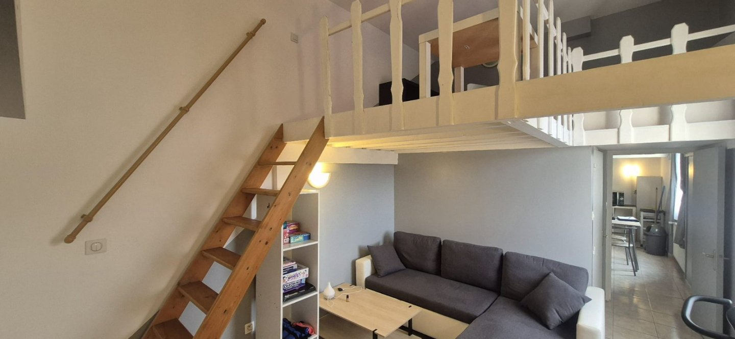 APPARTEMENT T2 A VENDRE - ST ETIENNE BELLEVUE - 41 m2 - 55 000 &euro;