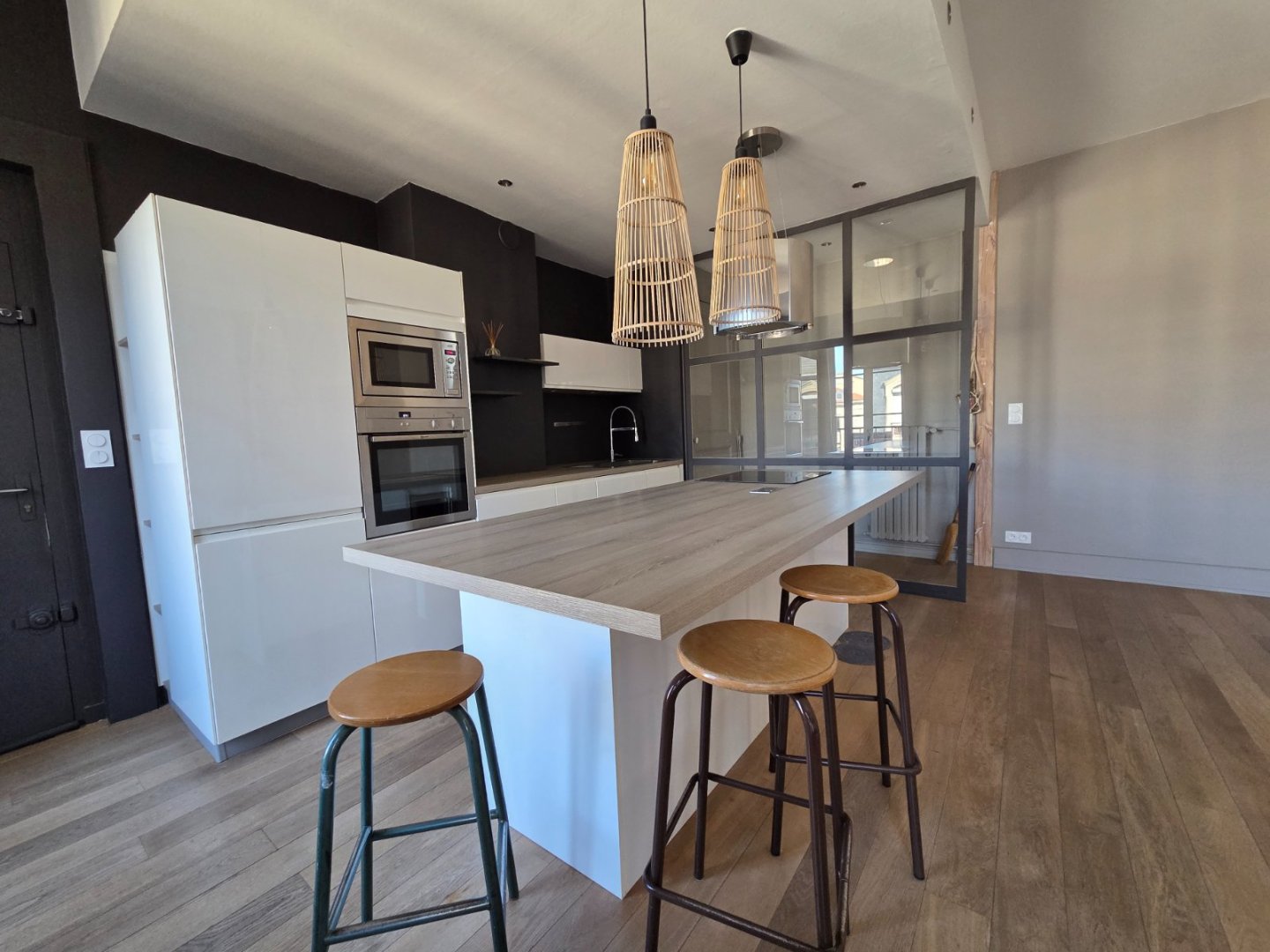 APPARTEMENT T3 A VENDRE - ST ETIENNE CENTRE VILLE - 85.05 m2 - 145�000�&euro;