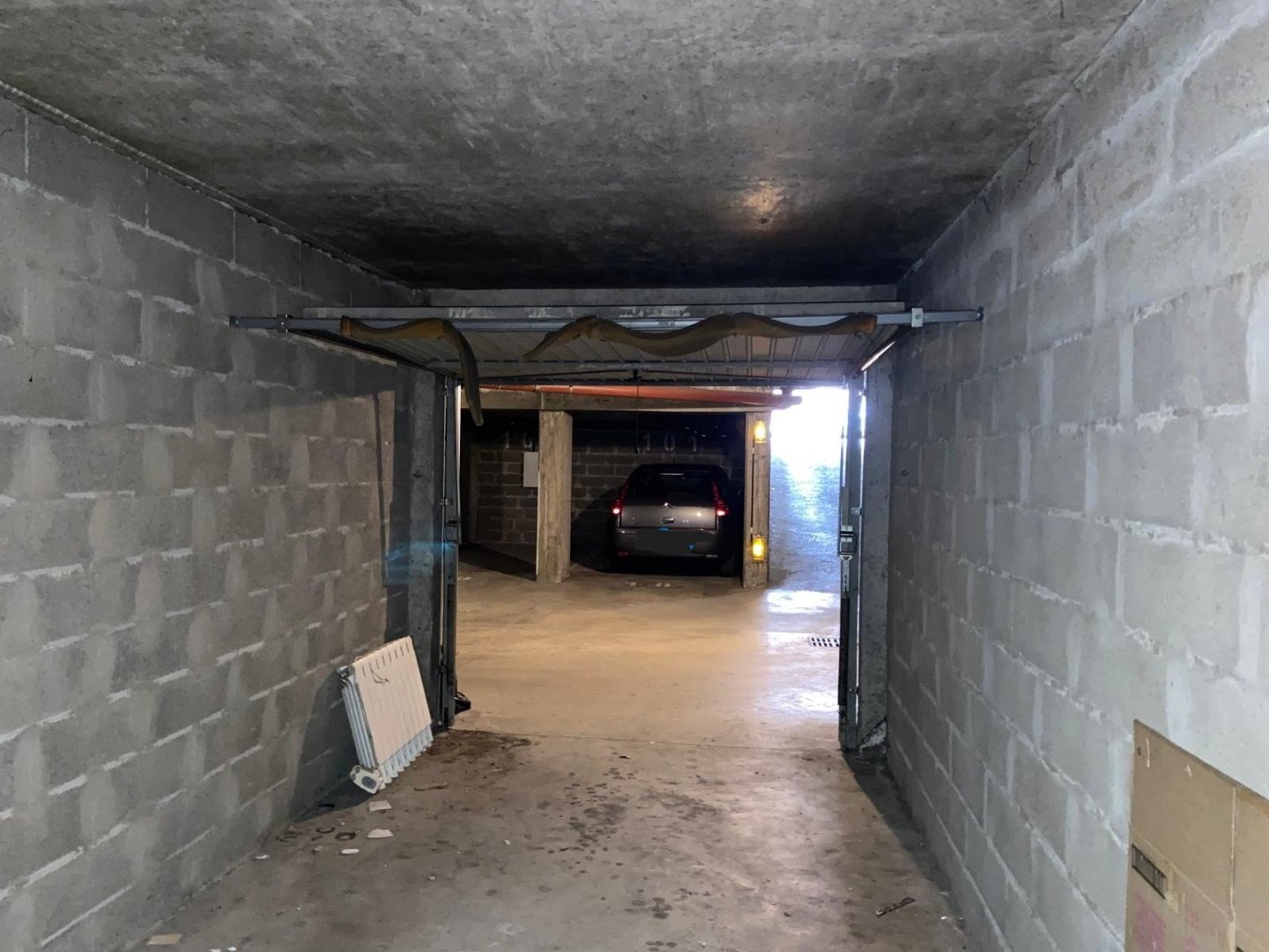 GARAGE A LOUER - ST ETIENNE TREFILERIE/CENTRE II - 88�&euro; charges comprises par mois