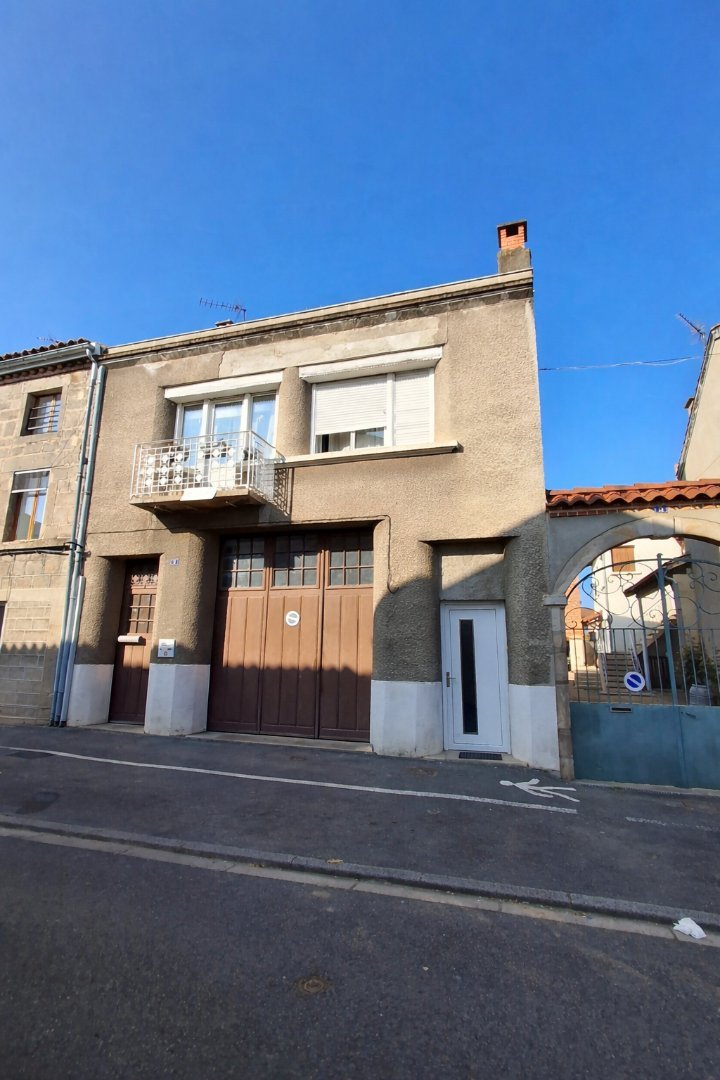 Maison mitoyenne A VENDRE - SURY LE COMTAL - 95 m2 - 145 000 &euro;