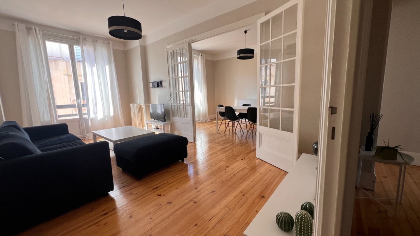 APPARTEMENT T3 A VENDRE - ST ETIENNE FACULTE   CENTRE DEUX - 75.28 m2 - 99 500 &euro;