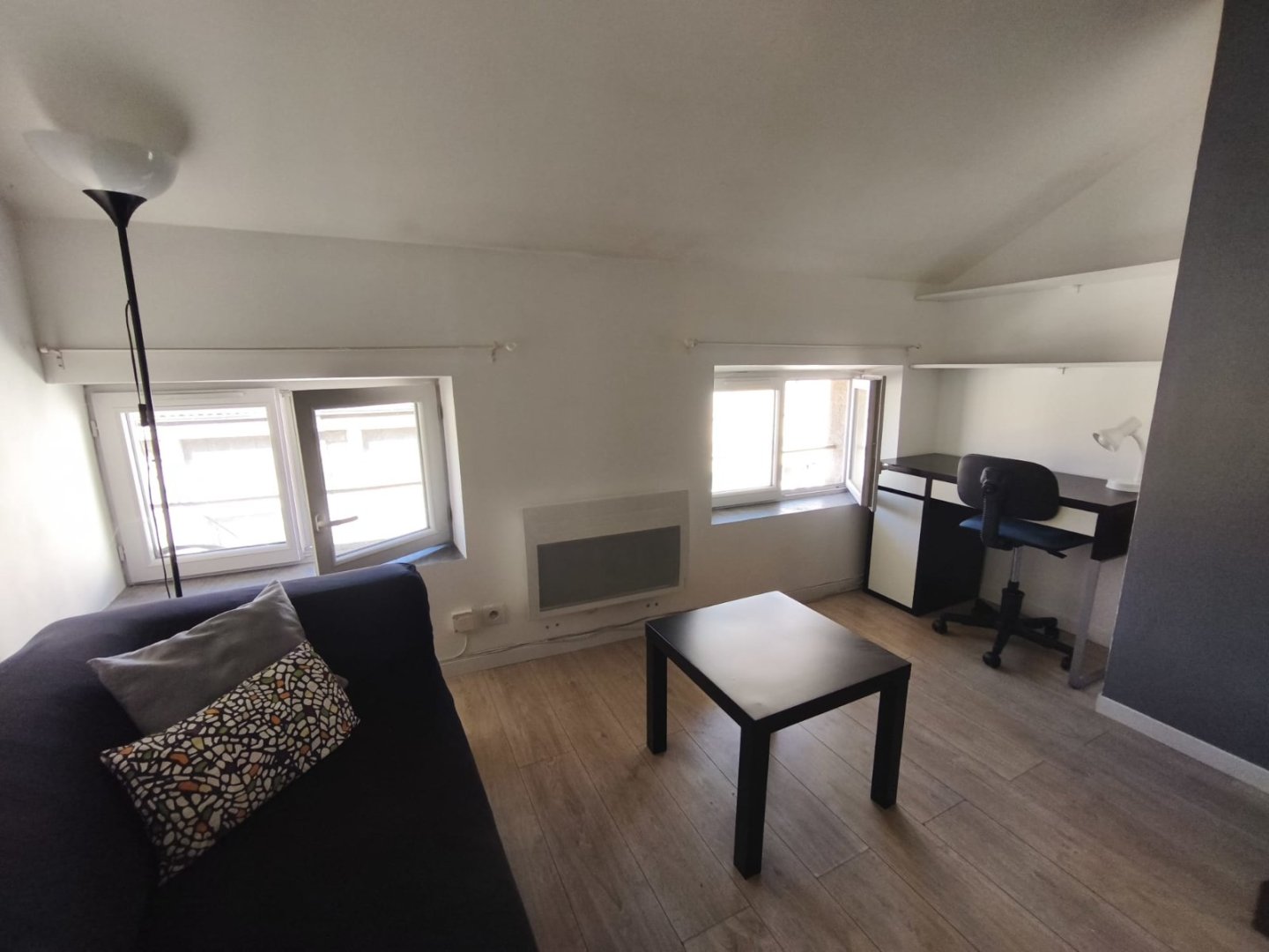 STUDIO A VENDRE - ST ETIENNE CENTRE VILLE - 18.5 m2 - 49 000 &euro;