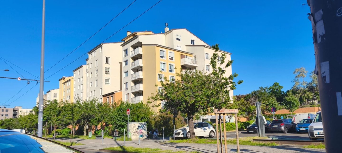 APPARTEMENT T4 A VENDRE - ST ETIENNE MONTAUD - 83.6 m2 - 89 500 &euro;