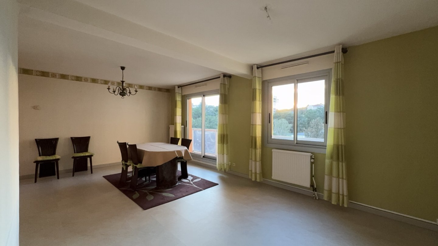 APPARTEMENT T3 A VENDRE - ST ETIENNE JACQUARD - 66.43 m2 - 85 000 &euro;