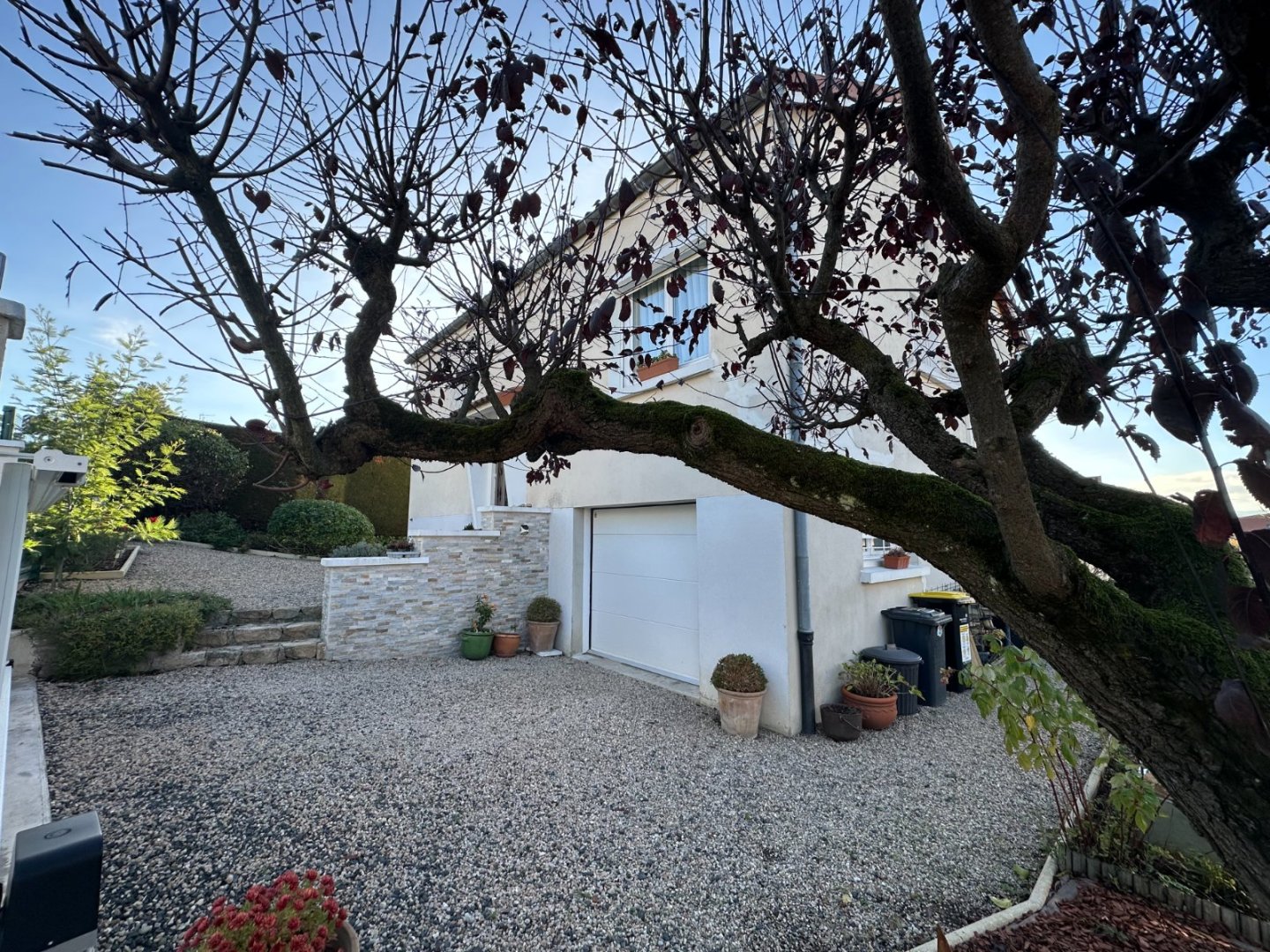 MAISON A VENDRE - ANDREZIEUX BOUTHEON - 108.07 m2 - 231 000 €