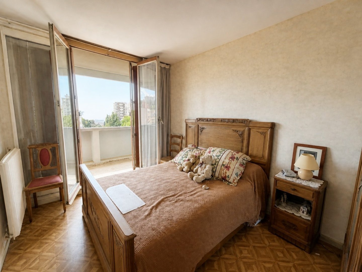 APPARTEMENT T2 A VENDRE - ST ETIENNE MONTPLAISIR - 46.92 m2 - 43 000 &euro;