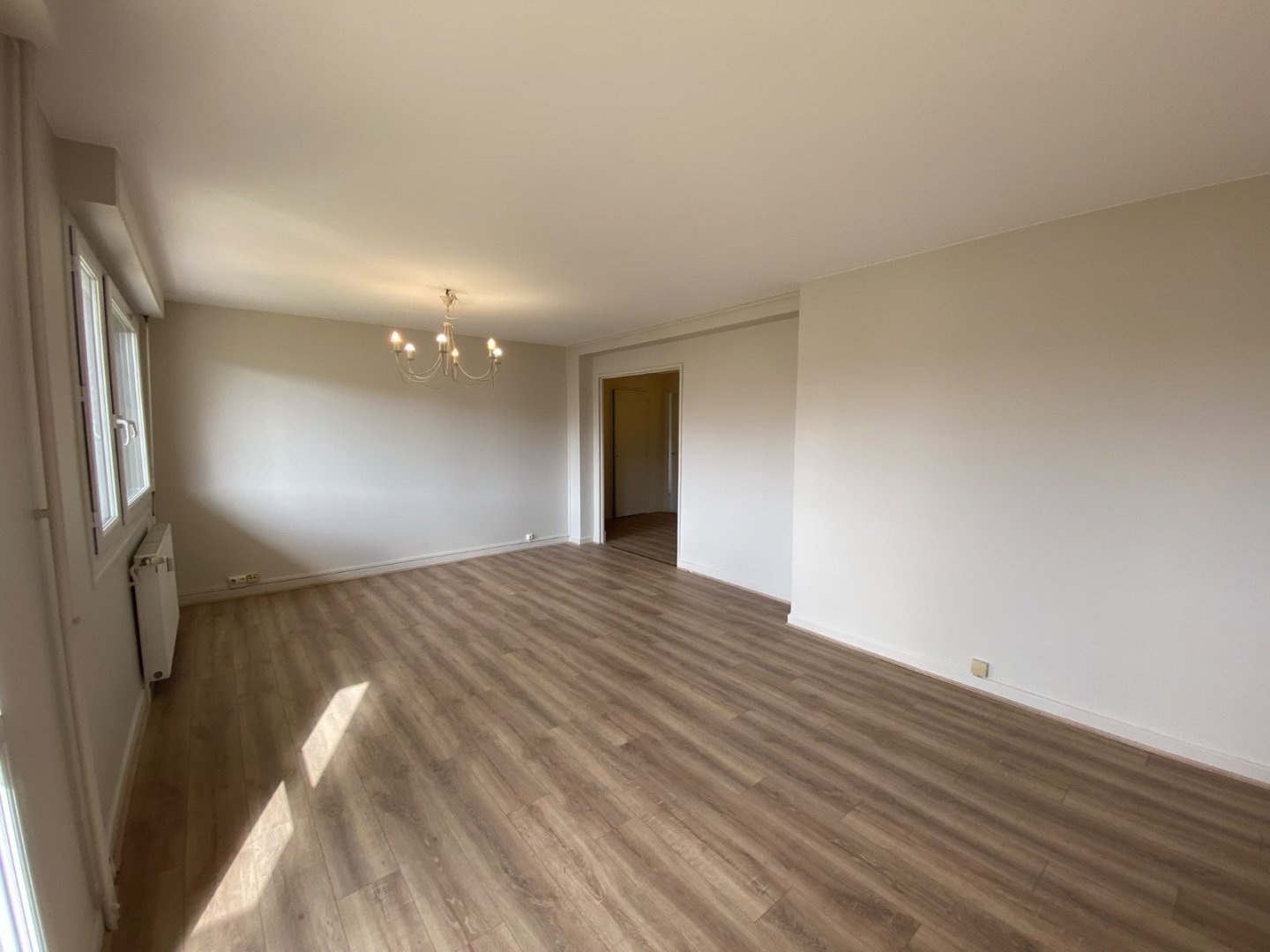 APPARTEMENT T3 A LOUER - ST ETIENNE FAURIEL - 66.57 m2 - 840 &euro; charges comprises par mois