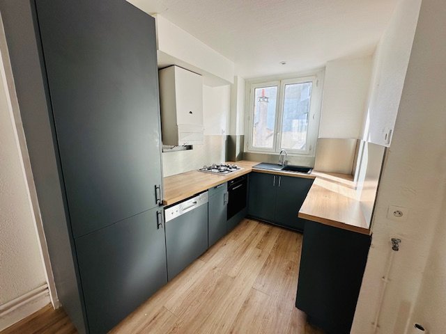 APPARTEMENT T2 A LOUER - ST ETIENNE Libération/République - 49.85 m2 - 510 € charges comprises par mois
