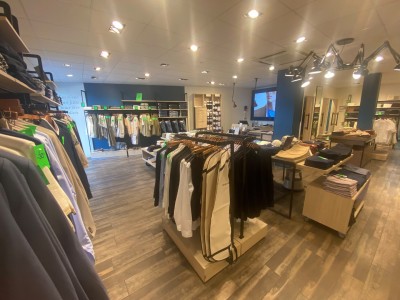 BOUTIQUE A VENDRE - FIRMINY - 99.55 m2 - 139 000 €