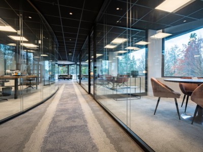 Bureaux à louer A LOUER - ST ETIENNE FAURIEL - 327 m2 - 6 500 € HC et HT par mois