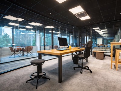 Bureaux à louer A LOUER - ST ETIENNE FAURIEL - 327 m2 - 6 500 € HC et HT par mois