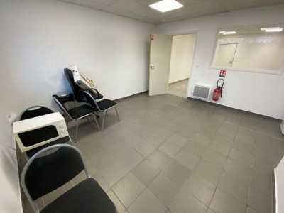 Bureau - ST ETIENNE ZI MEONS - 45.4 m2 - RÉALISÉ