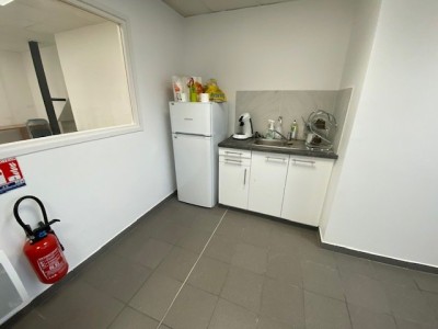 Bureau - ST ETIENNE ZI MEONS - 45.4 m2 - RÉALISÉ