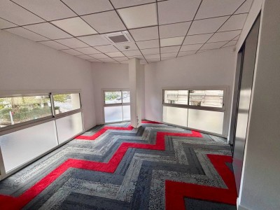 BUREAU A VENDRE - ST ETIENNE BELLEVUE - 275 m2 - 440000€ 