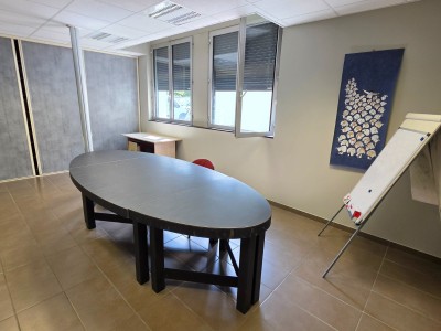 BUREAU A VENDRE - ST ETIENNE LA METARE - 223.6 m2 - 369 000 &euro; 