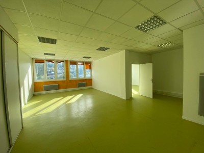 BUREAU A VENDRE - ST ETIENNE LA TERRASSE - 201.23 m2 - 185 000 €