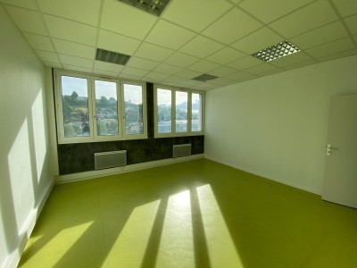 BUREAU A VENDRE - ST ETIENNE LA TERRASSE - 201.23 m2 - 185 000 €