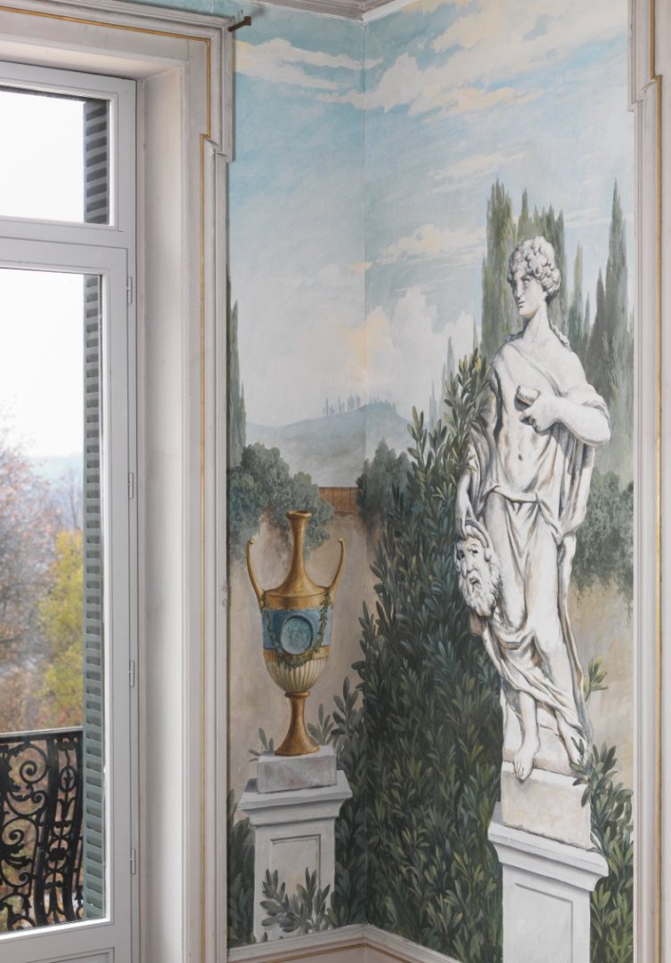 CHATEAU - LE CHAMBON FEUGEROLLES - 570 m2 - VENDU