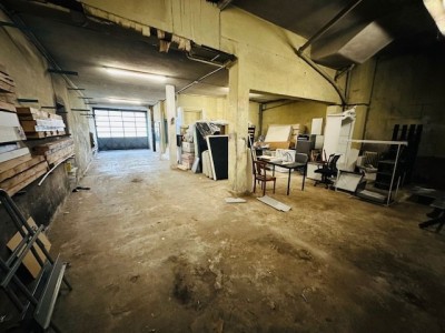 ENTREPOT A LOUER - ST ETIENNE BADOUILLERE - 190 m2 - 600 € HC par mois