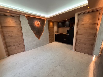 ENTREPOT A LOUER - STE SIGOLENE - 103.38 m2 - 650 € HC et HT par mois