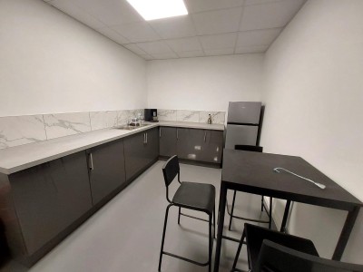 ENTREPOT A VENDRE - ST ETIENNE LA METARE - 223 m2 - 189000€ 