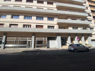 GARAGE - ST ETIENNE BADOUILLERE - LOUÉ