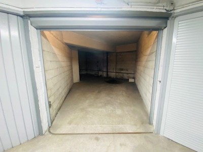 GARAGE - ST ETIENNE BADOUILLERE - LOUÉ