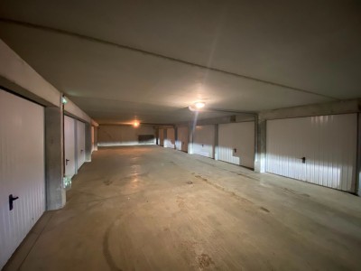 GARAGE A LOUER - ST ETIENNE BELLEVUE/SOLAURE/JOMAYERE - 57 € charges comprises par mois