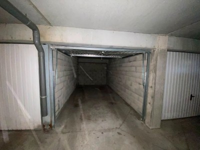 GARAGE A LOUER - ST ETIENNE BELLEVUE/SOLAURE/JOMAYERE - 57 € charges comprises par mois