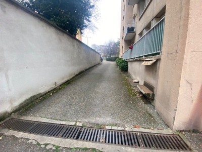 GARAGE - ST ETIENNE CENTRE DEUX - LOUÉ